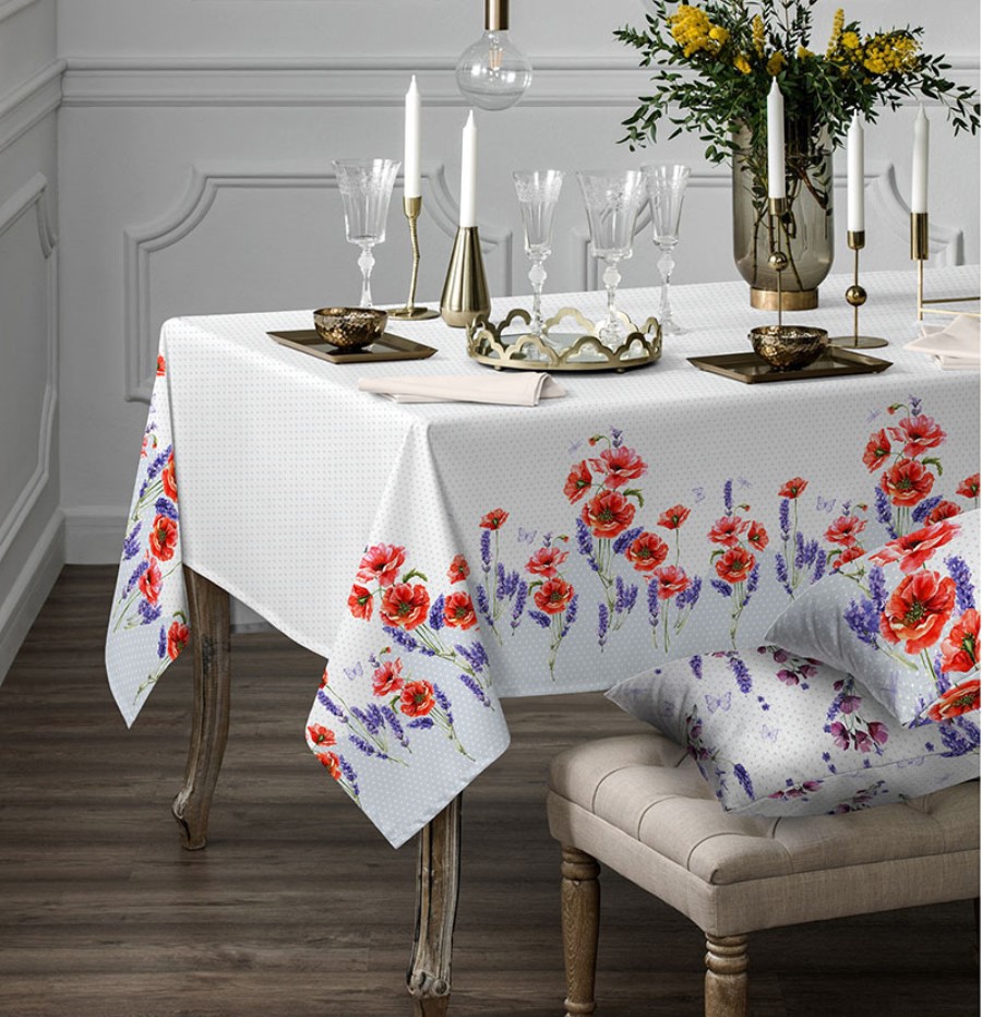 tablecloth decor