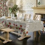 tablecloth with tulips