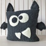 knitted owl pillows