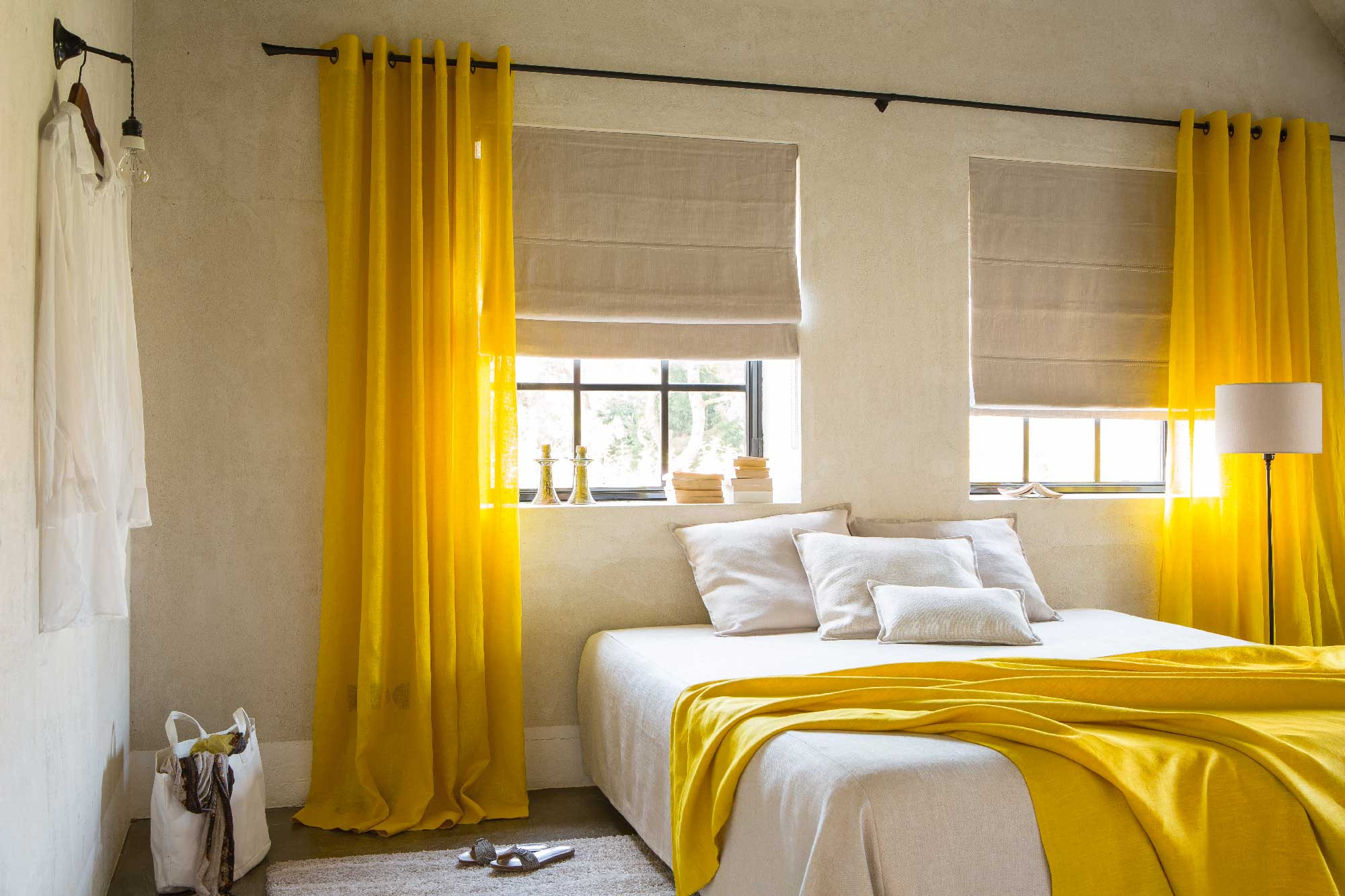 yellow curtains design