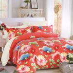 linge de lit en satin rouge