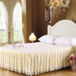 colored tulle beige in the bedroom