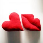 decorative pillow lip heart