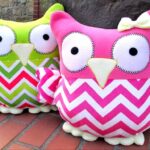 decorative pillow owl pink