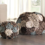 pouf fait de fleurs