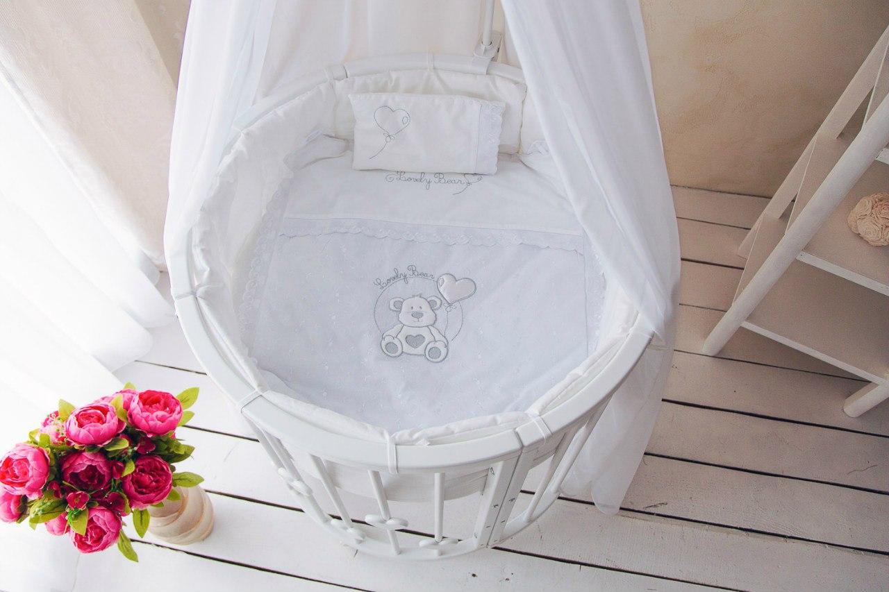 round bed transformer for a newborn design photo