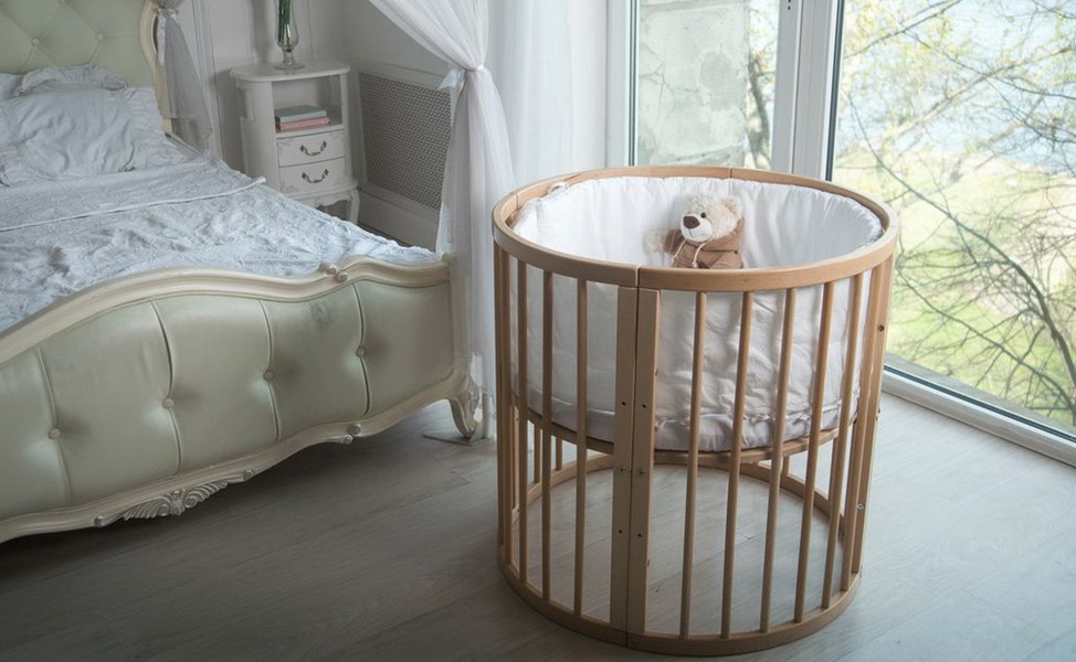 round bed transformer for a newborn photo ideas