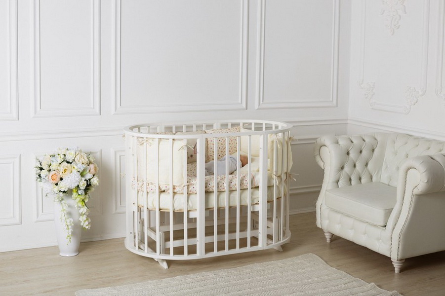 round bed transformer for a newborn