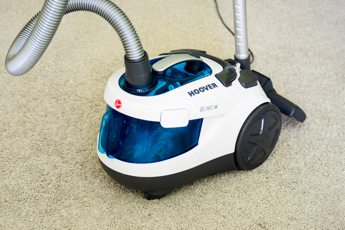 vacuum cleaner with aquafilter