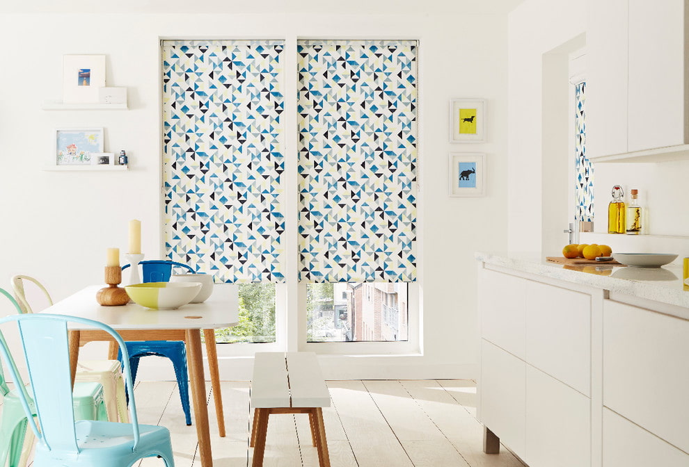 roller blinds photo options