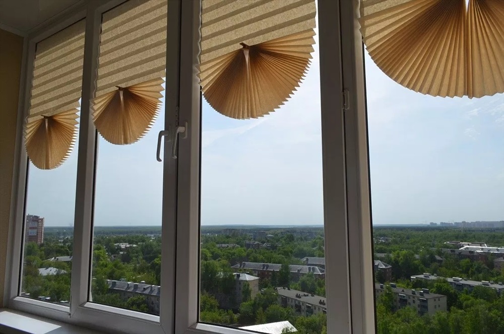 pleated curtains decor