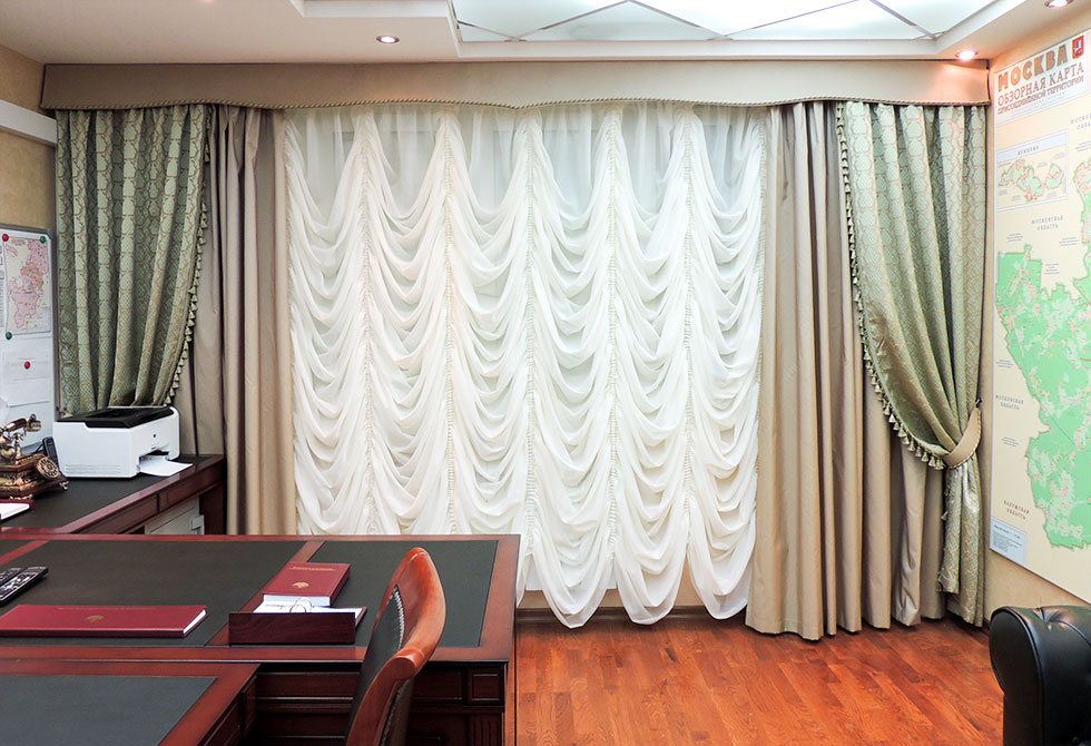 curtains in the office photo design