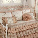 bedspread with ruffles