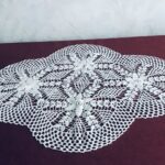 diamond-shaped tablecloth