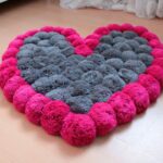 heart made of pompons