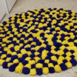 tapis à pompons