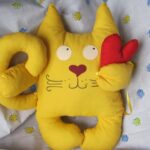 yellow cat