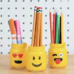 pencil holder emoticons