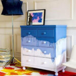 painting the chest of drawers in the ombre style