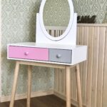 small do-it-yourself dressing table