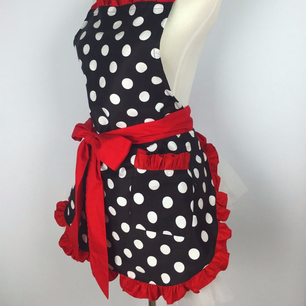 polka dot apron