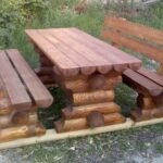 banc et table en rondins