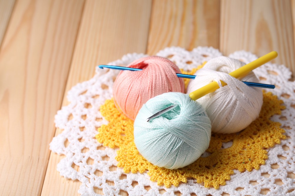 how to choose threads for knitting