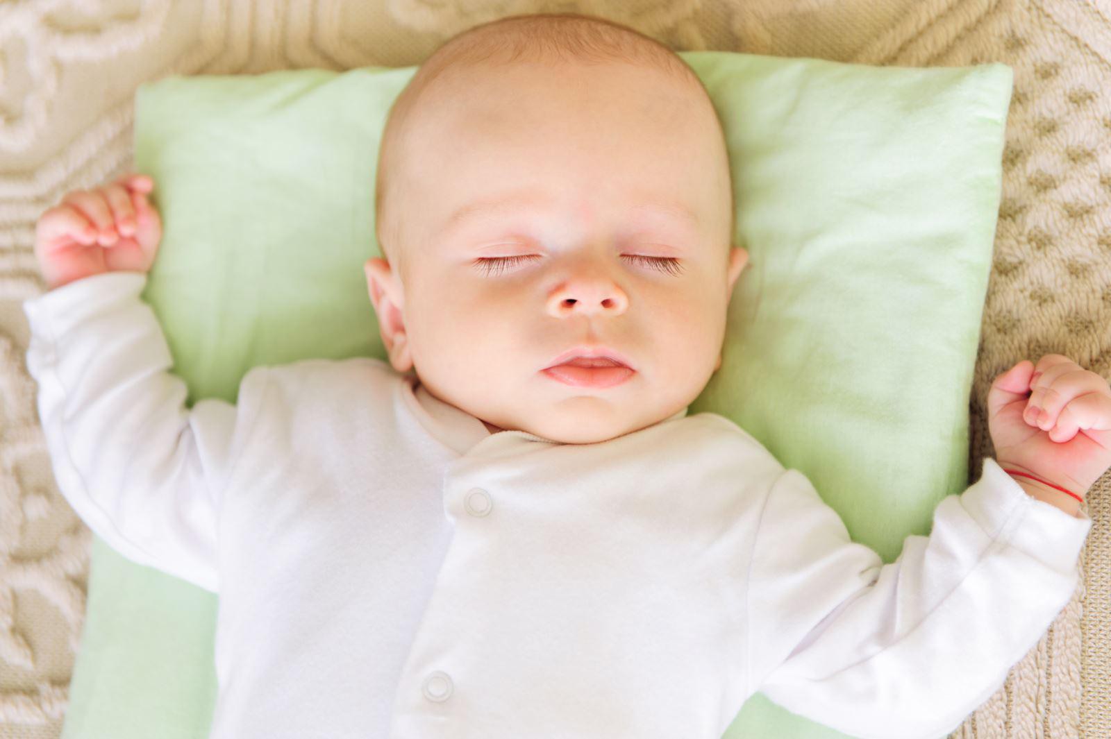 stiffness of the pillow for newborns